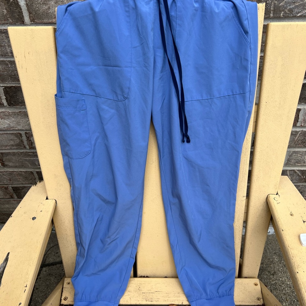 Maevn Ceil Blue Jogger Scrubs